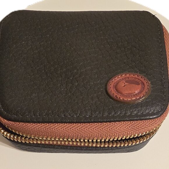 Rare Dooney & Bourke Pill Case Holder in Black Pebbled Grain Leather ~ NWOT - Picture 1 of 5